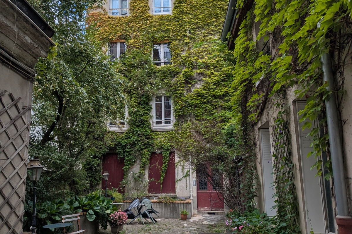 Studio à Paris, France No. 339610