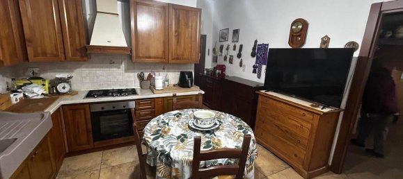 Apartamento de 5 divisões em Certaldo, Italy N.º 26375 3