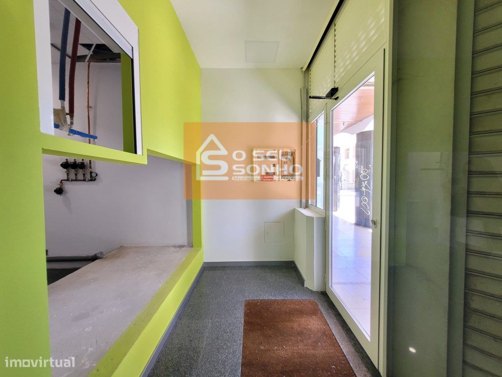 35m² Commercial property in Faro, Portugal No. 298958