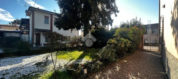 7غرفة فيلا في Palazzolo sull'Oglio, Italy رقم 3009 28