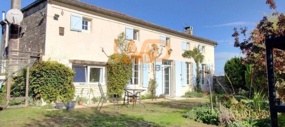 7 bedrooms House in Charente-Maritime, France No. 343455 21