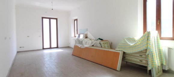 3 Schlafzimmer Haus in Colli del Tronto, Italy, Nr. 268841 4