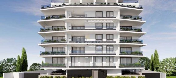 3 bedrooms Apartment in Larnaca, Cyprus No. 19548 7