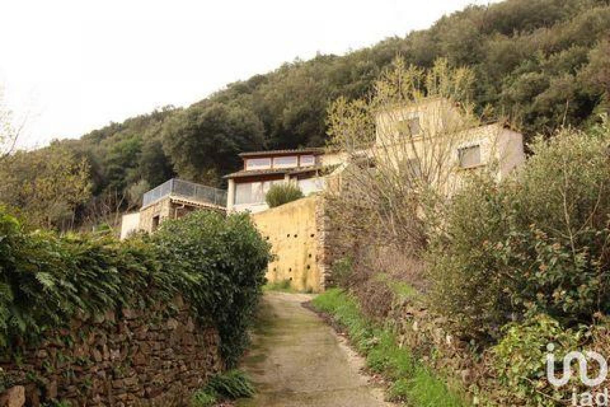 2 bedrooms House in Le Bosc, France No. 28982