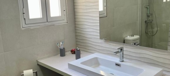 Apartamento de 3 dormitorios en Martos, Spain No. 163911 4