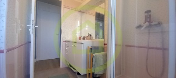 Квартира с 2 спальнями в Генган, Франция № 323140 5