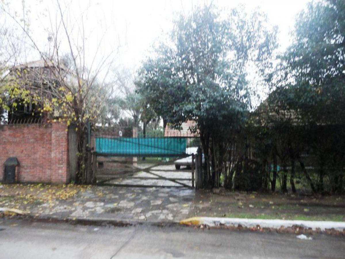 2 bedrooms House in San Miguel, Argentina No. 51180