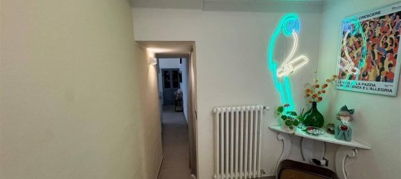 5-Zimmer Haus in Scandicci, Italy, Nr. 38321 8