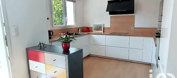 4 bedrooms House in Saint-Hilaire-de-Villefranche, France No. 297793 2