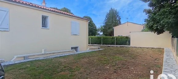 4 bedrooms House in Saint-Hilaire-de-Villefranche, France No. 297793 15