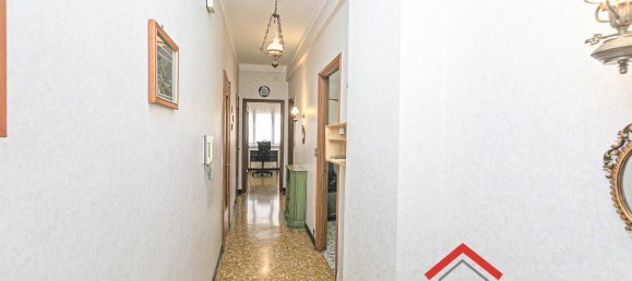 6غرفة شقة في Genoa, Italy رقم 232685 23