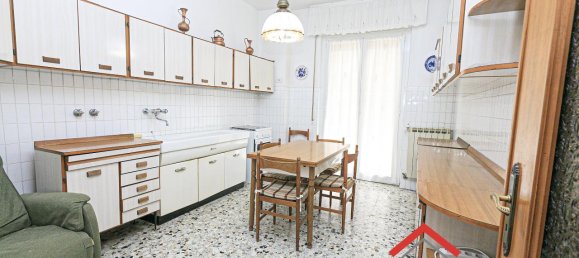 6غرفة شقة في Genoa, Italy رقم 232685 8