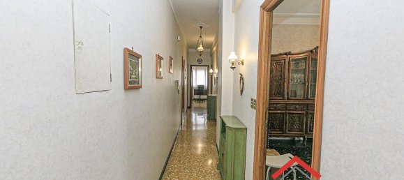 6غرفة شقة في Genoa, Italy رقم 232685 22