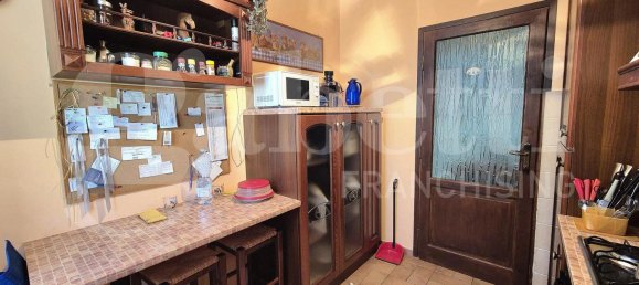 Apartamento de 2 dormitorios en Orte, Italy No. 105960 16