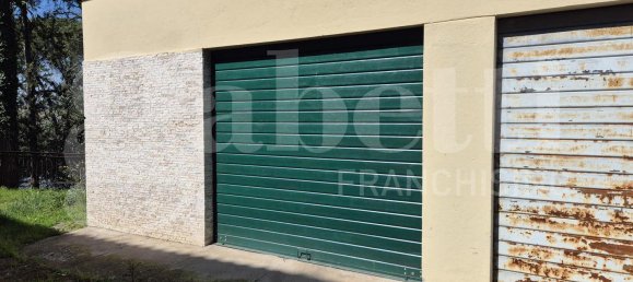 Apartamento de 2 dormitorios en Orte, Italy No. 105960 33