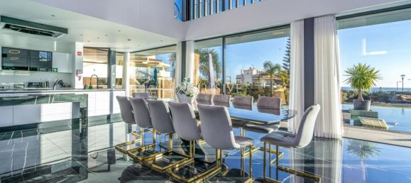 5 bedrooms Villa in Lagoa, Portugal No. 7586 8