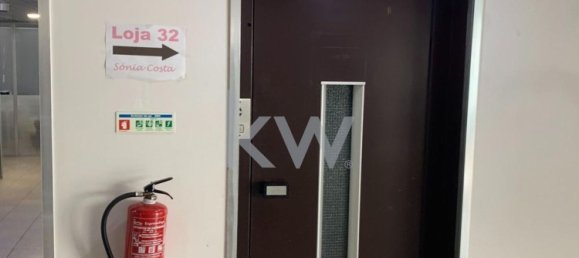 Propriété commerciale à Almada, Portugal 23m² No. 79772 13