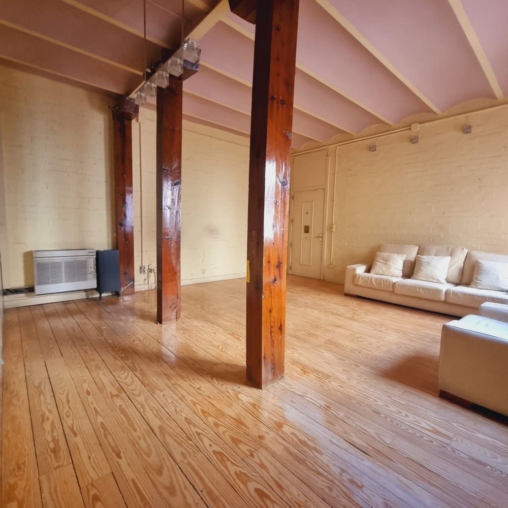 Дуплекс с 2 спальнями в Мадрид, Испания № 235668