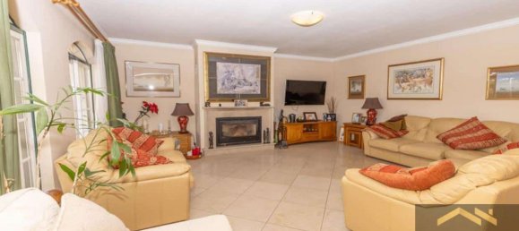 4 bedrooms Villa in Faro, Portugal No. 9298 9