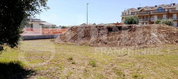 600m² Land in Sant'Omero, Italy No. 282234 3