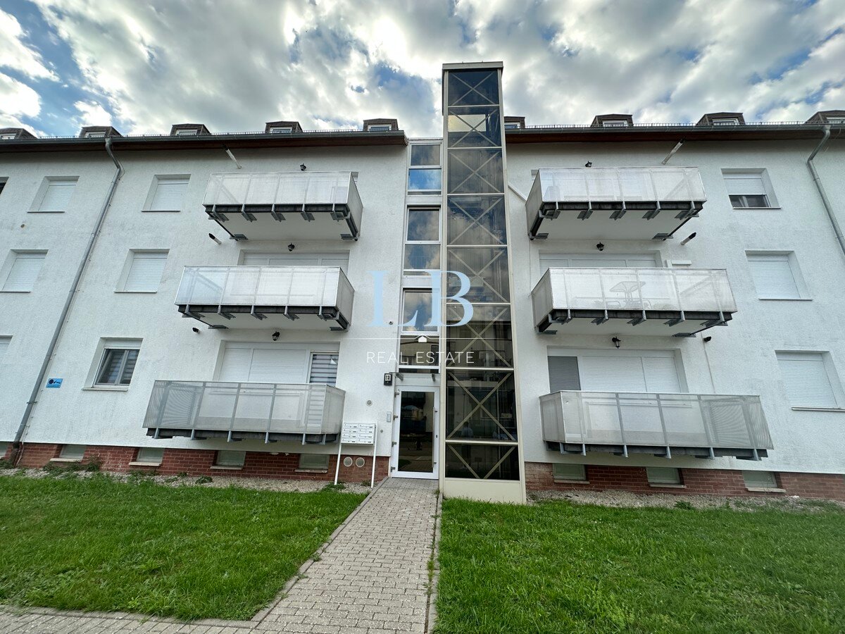 2 bedrooms Apartment in Zweibrucken, Germany No. 86781