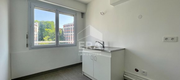 3غرفة شقة في Sevres, France رقم 364071 2