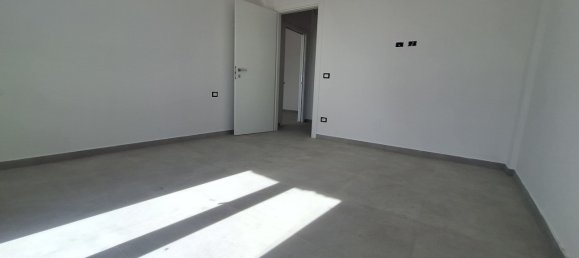 Imóvel comercial T2 em Forlì, Italy N.º 347171 5