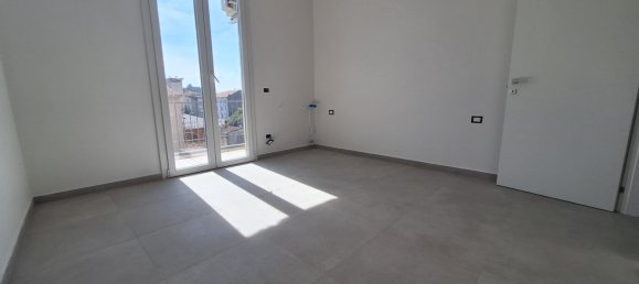 Imóvel comercial T2 em Forlì, Italy N.º 347171 6