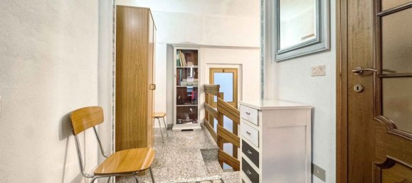 4 Schlafzimmer Haus in Cureggio, Italy, Nr. 377478 22