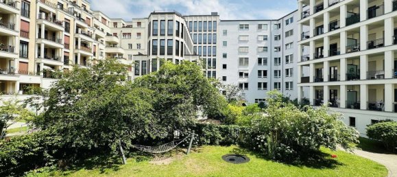 2 bedrooms Apartment in Mitte, Germany No. 110940 4