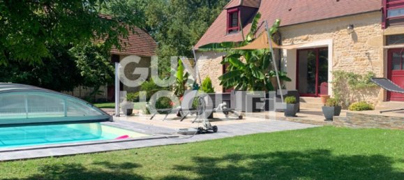 5 bedrooms House in Bourges, France No. 64252 10