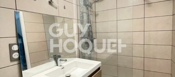 5 bedrooms House in Bourges, France No. 64252 7