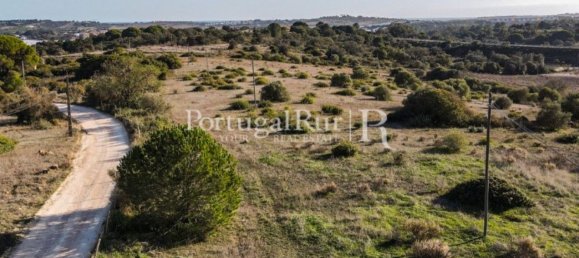 Terreno em Odiáxere, Portugal 186619 m² N.º 130365 32