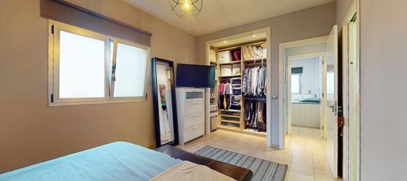 Apartamento de 3 dormitorios en Las Palmas De Gran Canaria, Spain No. 143981 8