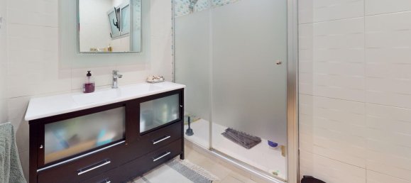 Apartamento de 3 dormitorios en Las Palmas De Gran Canaria, Spain No. 143981 9