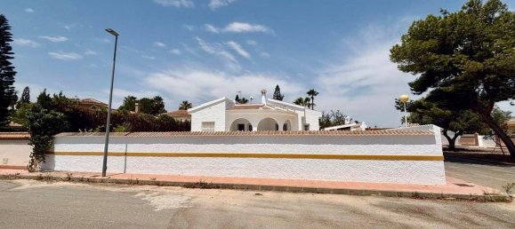 3 bedrooms Villa for sale in Ciudad Quesada, Alicante, Valencian Community, Spain № 365661 2