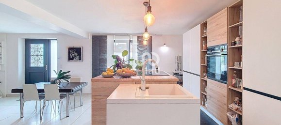 4 bedrooms House in Guerville, France No. 321993 5