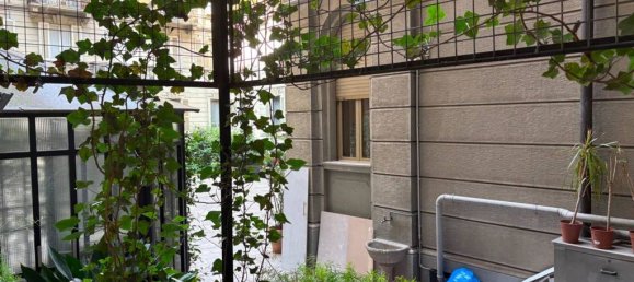 3 bedrooms Apartment in Milan, Italy No. 296863 10