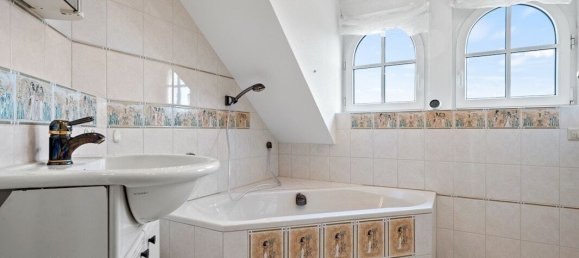 8 rooms House in Bodenseekreis, Germany No. 86572 7