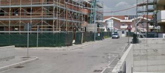 4 Schlafzimmer Wohnung in Rovigo, Italy, Nr. 52440 2