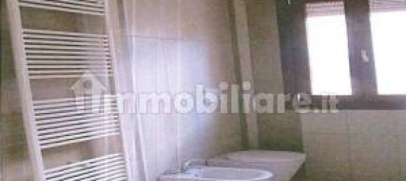 4 Schlafzimmer Wohnung in Rovigo, Italy, Nr. 52440 7