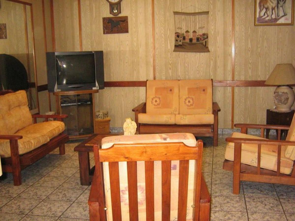 4 bedrooms House in Mar del Plata, Argentina No. 78315