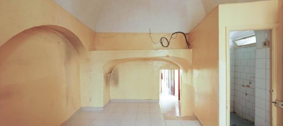 2 rooms House in Palo del Colle, Italy No. 36318 16
