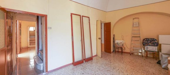 2 rooms House in Palo del Colle, Italy No. 36318 5