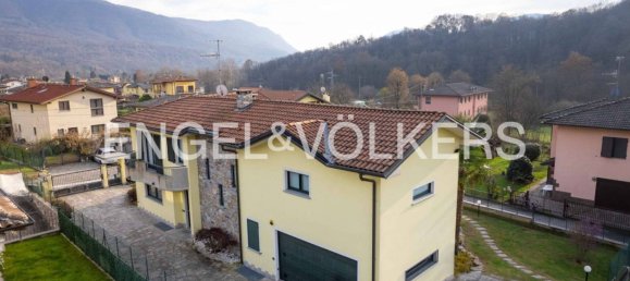 3 غرف نوم فيلا في Cugliate-Fabiasco, Italy رقم 109323 14