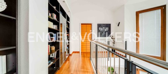 3 غرف نوم فيلا في Cugliate-Fabiasco, Italy رقم 109323 34