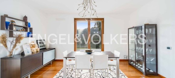 3 غرف نوم فيلا في Cugliate-Fabiasco, Italy رقم 109323 22