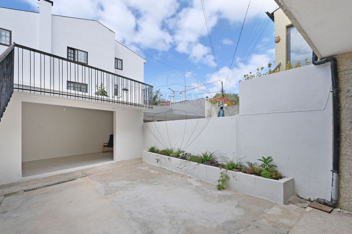 3 bedrooms House in Sao Joao da Madeira, Portugal No. 173852