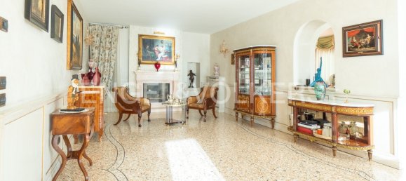 6 bedrooms Villa in Vittorio Veneto, Italy No. 67697 9