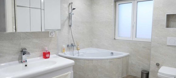 5 bedrooms House in Ingersheim, France No. 245680 4